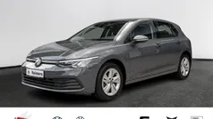 Gebraucht 2022 VW Golf VIII Life Limousine | 22.990 € (Fairer Preis)