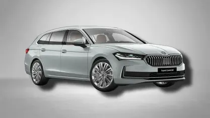 Gebraucht Skoda Superb LAURIN & KLEMENT 193 PS (141 kW) 2026 Aluminiumsilber metalilc Kombi
