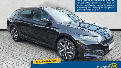 Moonweiß perleffekt Neu 2025 Skoda Octavia SportLine Kombi | 35.880 € (Fairer Preis)