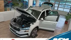 Moonweiss metallic Gebraucht 2023 Skoda Karoq Style SUV | 28.990 € (Guter Preis)