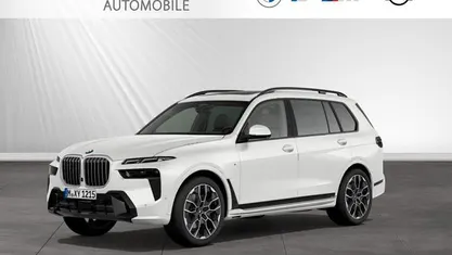 Mineralweiss metallic Gebraucht 2025 BMW X7 M Sport SUV | 93.390 € (Guter Preis)