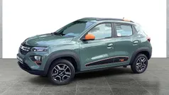 Grün Gebraucht 2023 Dacia Spring Essentiel Kleinwagen | 12.970 € (Fairer Preis)