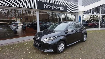 Opera black Gebraucht 2024 Mazda 2 Prime-Line Kleinwagen | 18.987 € (Superpreis)