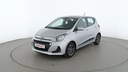 Gebraucht Hyundai i10 Style 87 PS (63 kW) 2017 Silber Kleinwagen