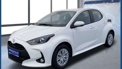 Gebraucht Toyota Yaris Comfort 126 PS (92 kW) 2022 Schneeweiß (uni) Kleinwagen