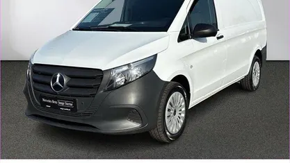 Gebraucht Mercedes Vito 163 PS (119 kW) 2024 Weiß Van