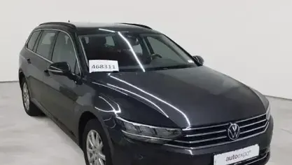 Gebraucht VW Passat Business 150 PS (110 kW) 2022 Grau metallic Kombi