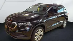 Black magic perleffekt Gebraucht 2024 Skoda Karoq SUV | 27.440 € (Guter Preis)