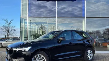 717 onyx black metallic Gebraucht 2017 Volvo XC60 Momentum SUV | 30.900 € (Fairer Preis)