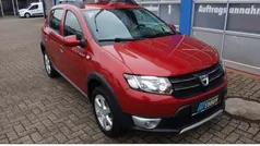 Rot Gebraucht 2016 Dacia Sandero Prestige Limousine | 8.281 € (Fairer Preis)