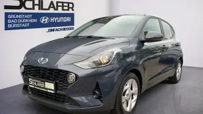 Gebraucht Hyundai i10 Edition 30 67 PS (49 kW) 2021 Grau Kleinwagen