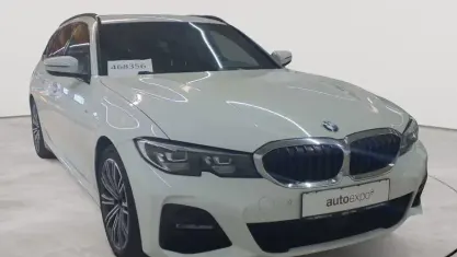 Gebraucht BMW 318 M Sport 156 PS (114 kW) 2021 Alpinweiss Kombi