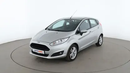 Gebraucht Ford Fiesta Celebration 101 PS (74 kW) 2016 Silber Kleinwagen