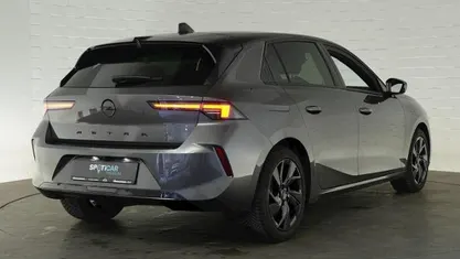 Gebraucht Opel Astra 131 PS (96 kW) 2025 Limousine