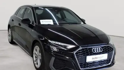 Gebraucht Audi A3 S-Line 150 PS (110 kW) 2023 Mythosschwarz metallic Limousine