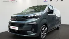 All terrain grün Gebraucht 2025 Peugeot Traveller Active Van / Kleinbus | 44.990 € (Fairer Preis)