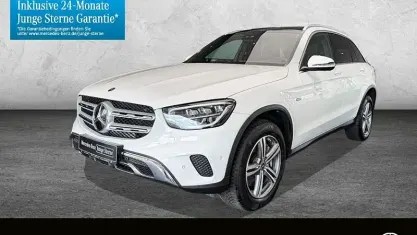 Gebraucht Mercedes GLC300 211 PS (155 kW) 2021 Weiß SUV