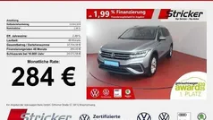 Silber (pyritsilber metallic) Gebraucht 2024 VW Tiguan Allspace Life SUV | 33.991 € (Superpreis)