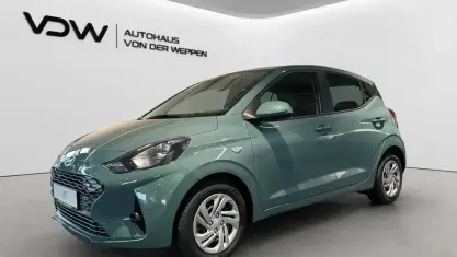 Neu Hyundai i10 Select 46 PS (33 kW) 2026 Grün Kleinwagen