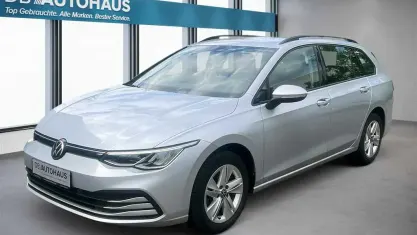 Gebraucht VW Golf VIII Life 116 PS (85 kW) 2022 Silber Kombi