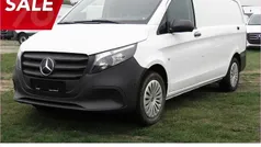 Weiß Gebraucht 2024 Mercedes Vito Van / Kleinbus | 36.593 € (Fairer Preis)