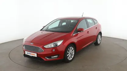 Gebraucht Ford Focus Titanium 101 PS (74 kW) 2018 Rot Limousine
