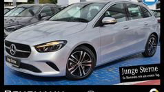 Metalliclack hightechsilber Gebraucht 2024 Mercedes B220 Progressive Van / Kleinbus | 37.980 € (Fairer Preis)