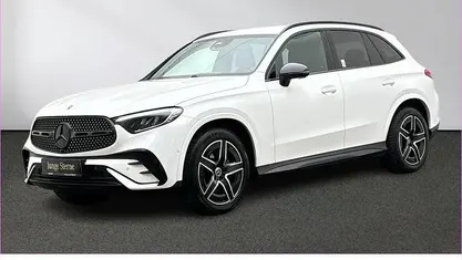 Gebraucht Mercedes GLC300 AMG line 269 PS (197 kW) 2025 Andere SUV