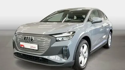 Gebraucht Audi Q4 Sportback e-tron Comfort 125 kW (170 PS) 2023 Kieselgrau SUV
