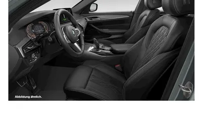 Grau Gebraucht 2022 BMW 520 M Sport Kombi | 32.890 € (Fairer Preis)