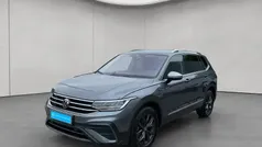 Grau Gebraucht 2024 VW Tiguan Allspace Move SUV | 39.980 € (Fairer Preis)