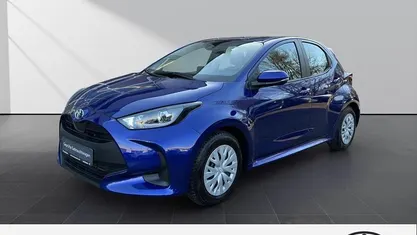 Gebraucht Toyota Yaris Hybrid Comfort 92 PS (67 kW) 2022 Kleinwagen