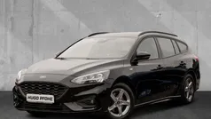 Schwarz Gebraucht 2021 Ford Focus ST-Line Kombi | 19.250 € (Fairer Preis)
