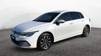 Gebraucht VW Golf VIII Life 131 PS (96 kW) 2021 Limousine