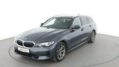Gebraucht BMW 320e Sport Line 113 PS (83 kW) 2022 Grau Kombi