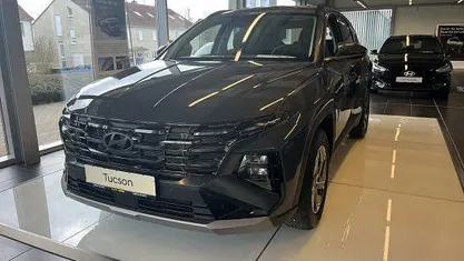 Neu Hyundai Tucson Select 150 PS (110 kW) 2026 Ecotronic grey SUV