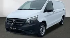 Weiß Gebraucht 2024 Mercedes Vito Van / Kleinbus | 34.927 € (Fairer Preis)