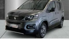 Platiniumgrau Gebraucht 2023 Peugeot Rifter Allure Van / Kleinbus | 23.990 € (Fairer Preis)