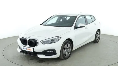 Weiß Gebraucht 2021 BMW 118 Advantage Kleinwagen | 20.400 € (Fairer Preis)