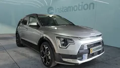 Grau Neu 2024 Kia Niro Spirit SUV | 38.629 € (Fairer Preis)