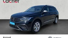 Deep black perleffekt Gebraucht 2024 VW Tiguan Allspace Life SUV | 31.290 € (Guter Preis)