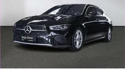 Gebraucht Mercedes CLA180 Shooting Brake 136 PS (100 kW) 2024 Kombi