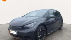 Quasargrau Gebraucht 2024 Cupra Born Kleinwagen | 31.950 € (Fairer Preis)