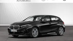 Saphirschwarz metallic Gebraucht 2024 BMW 118 M Sport Kleinwagen | 27.980 € (Fairer Preis)