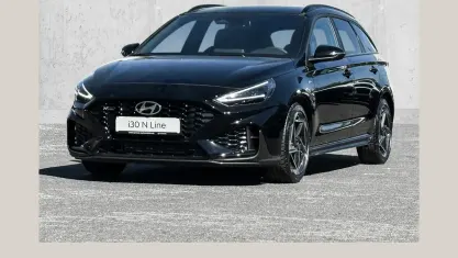 Neu Hyundai i30 N Line 150 PS (110 kW) 2026 Schwarz Kombi