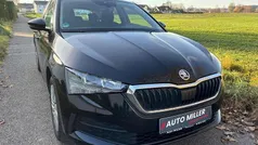 Schwarzmagic perleffekt Gebraucht 2024 Skoda Scala Active Kleinwagen | 18.900 € (Guter Preis)