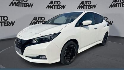 Gebraucht Nissan Leaf Tekna 160 kW (218 PS) 2023 Pearlwhite (metallic) Kleinwagen