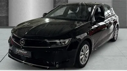 Schwarz Gebraucht 2023 Opel Astra Enjoy Limousine | 18.350 € (Fairer Preis)