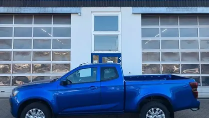 Blau Neu 2025 Isuzu D-Max Abholung | 45.208 € (Fairer Preis)