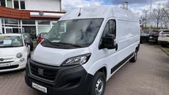 Weiß Gebraucht 2023 Fiat Ducato Van | 31.777 € (Fairer Preis)